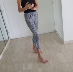 LYSSE Cropped leggings Black and White XS